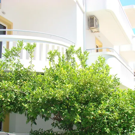 Diamond & Apartahotel Hersonissos (Crete)
